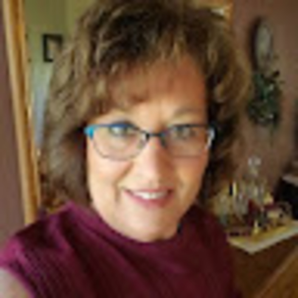 Meet your Posher, Gena